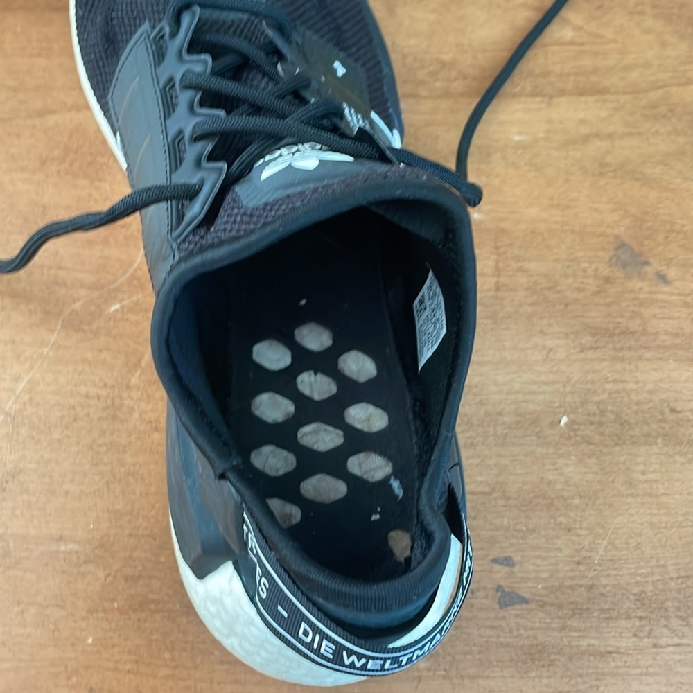Adidas NMD R1 V2 Shoes Size 10 - Picture 10 of 14